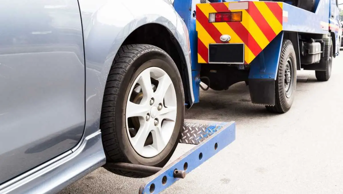 how to get a car towed from your driveway