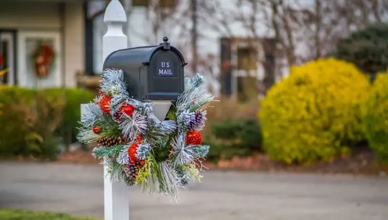 Can You Decorate Your Mailbox? (Is This Illegal?)